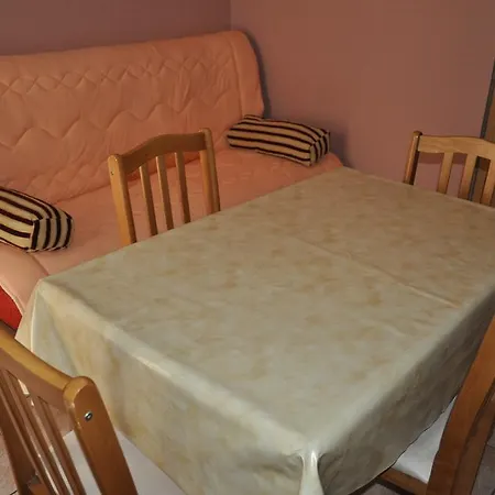 Apartamento Zora Vis