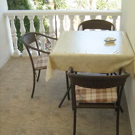 Apartamento Zora Vis